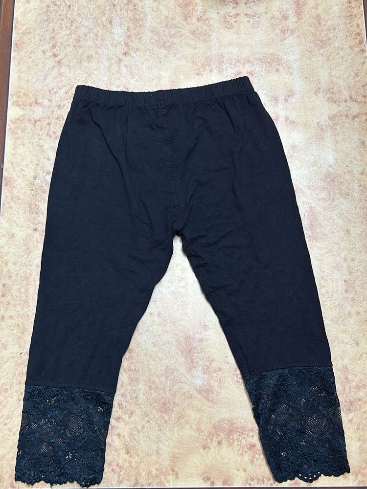 Black Lace Trim Capri Leggings