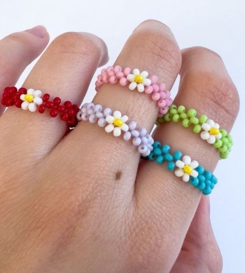 Daisy Beaded Rings - Set of 5