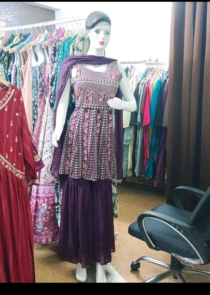 Elegant Purple Embroidered Kurta Set