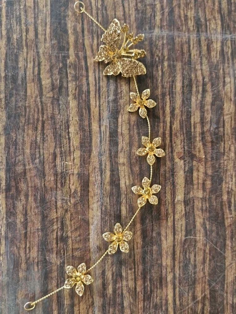 Floral Hair Accessory