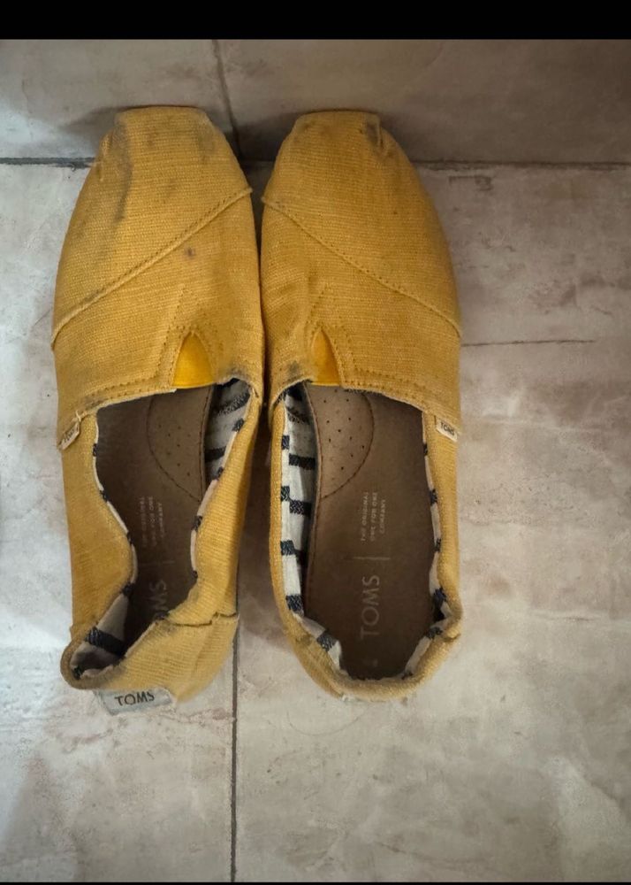 Toms US Size 8