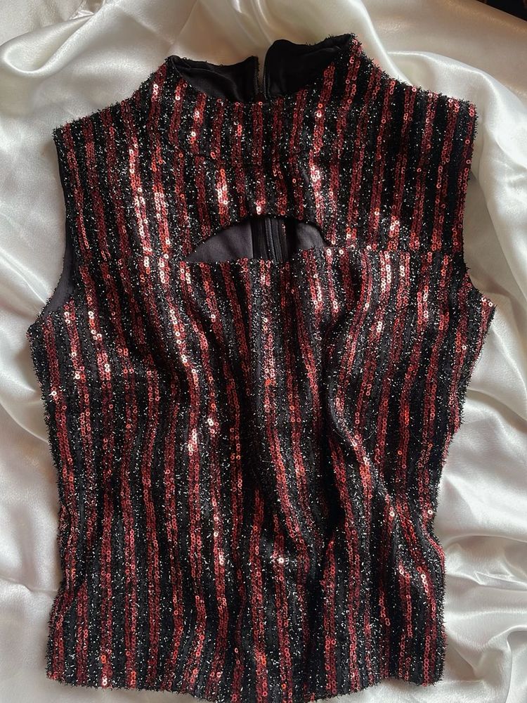 Black And Red Beautiful Sequence Top⚡️