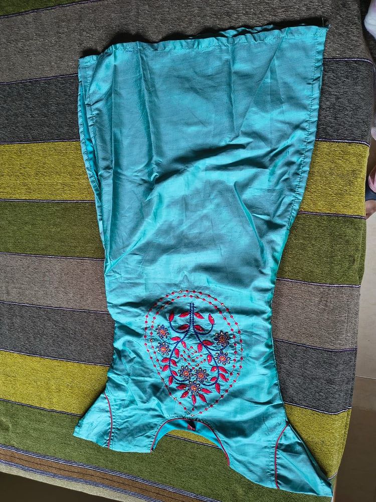 Elegant Embroidered Kurta Set