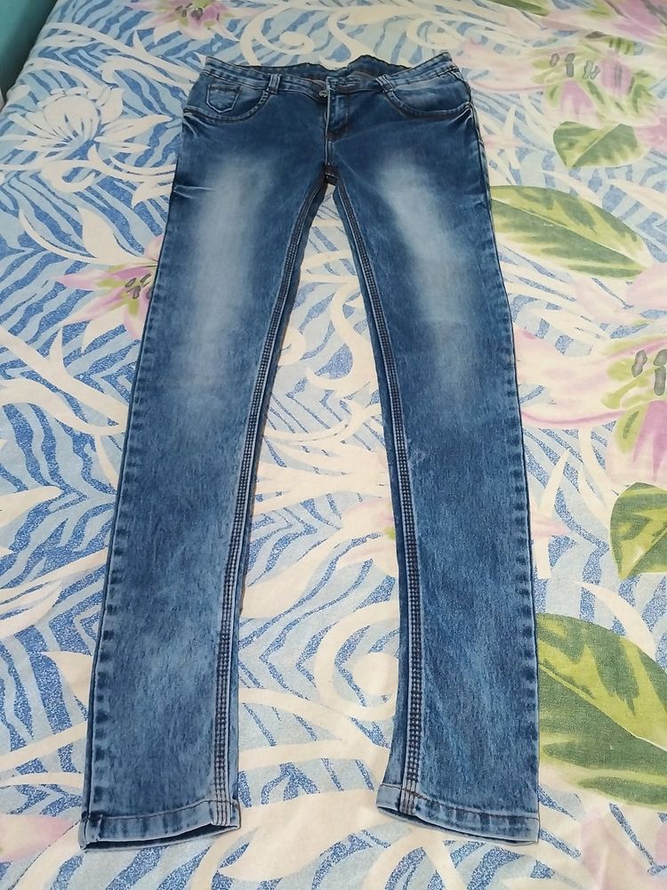 Full Length Regular Jeans With 28 Size