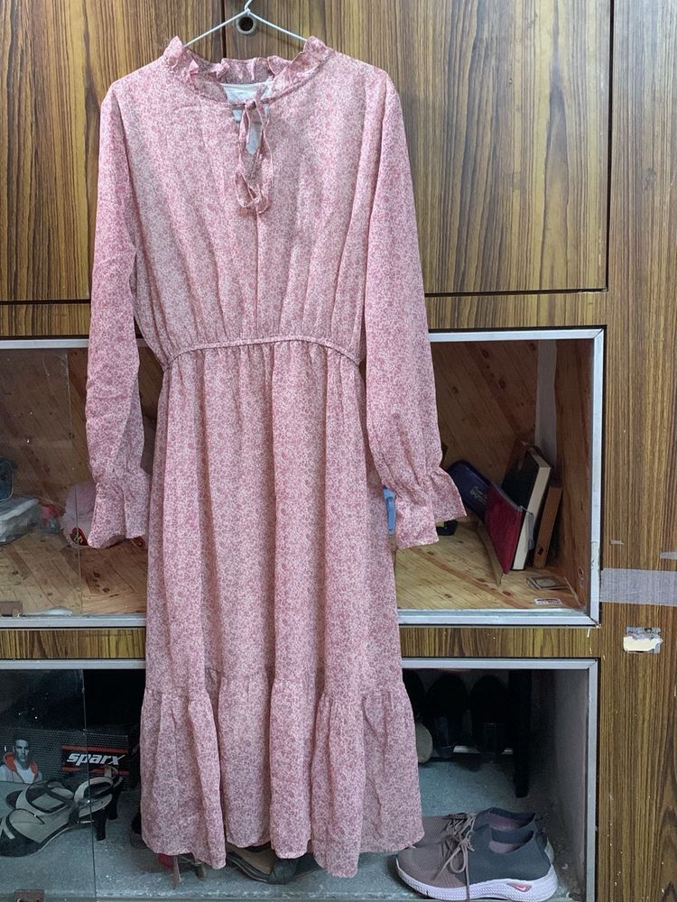 Elegant Pink Floral Midi Dress