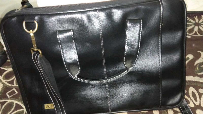 Apsis Black Textured Medium 15.6 inch Laptop Bag