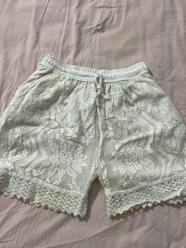 Beachy White Shorts