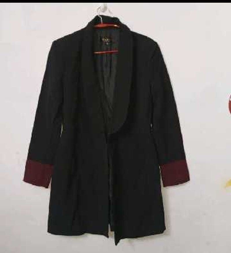 Stylish Black Blazer