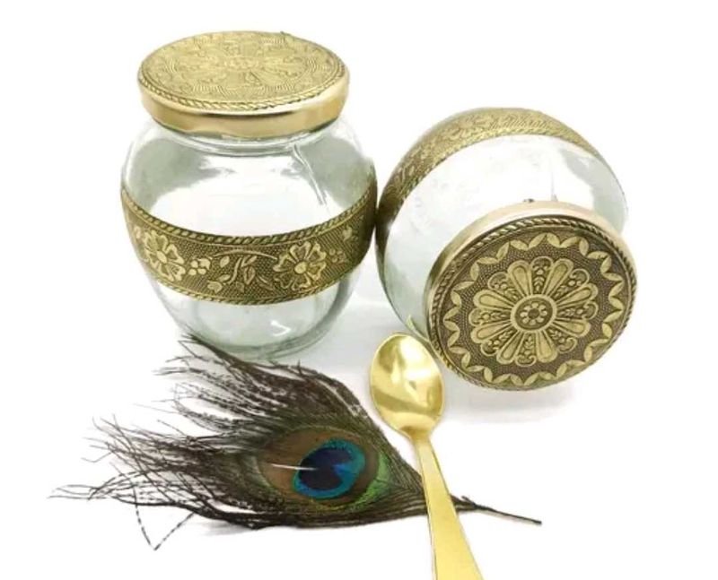4 Glass Jars With Designer Cap