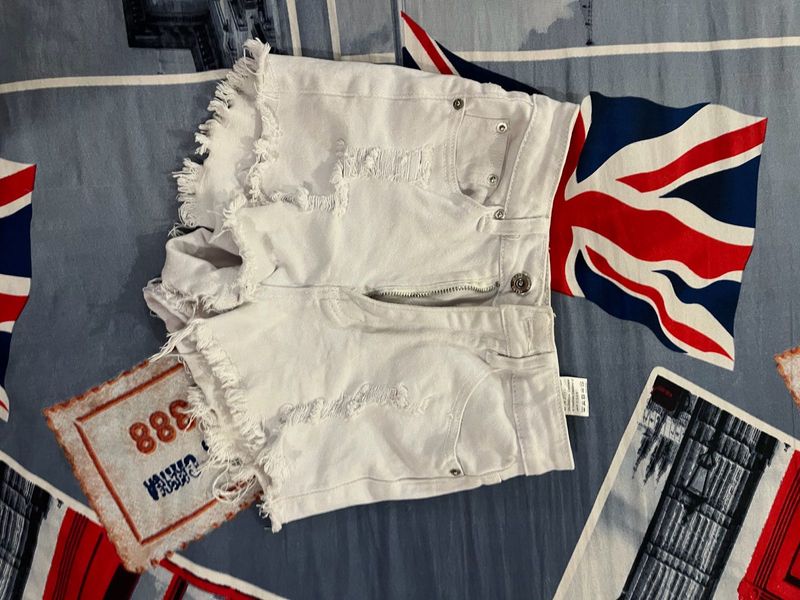 white shorts denim ripped