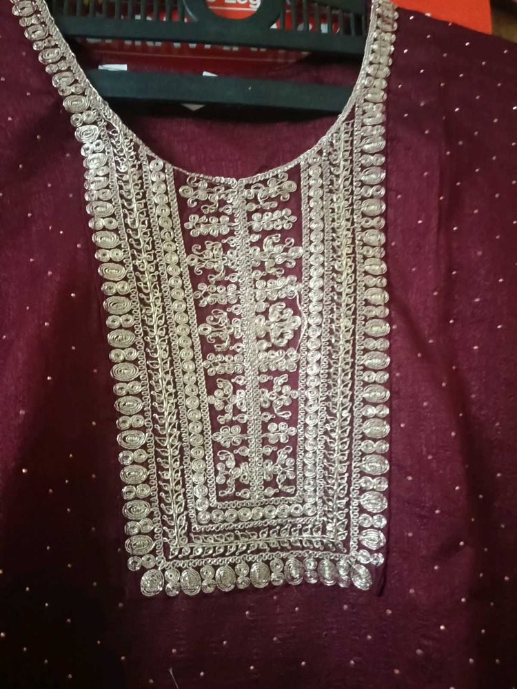 Elegant Maroon Embroidered Kurta
