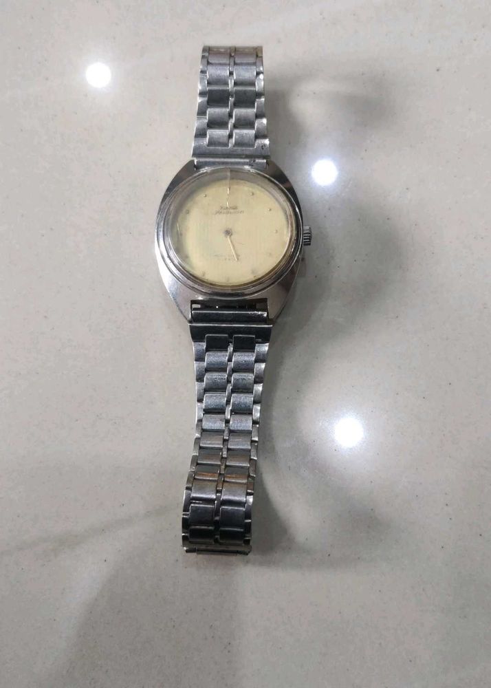 HMT Watch Not Working Need Service