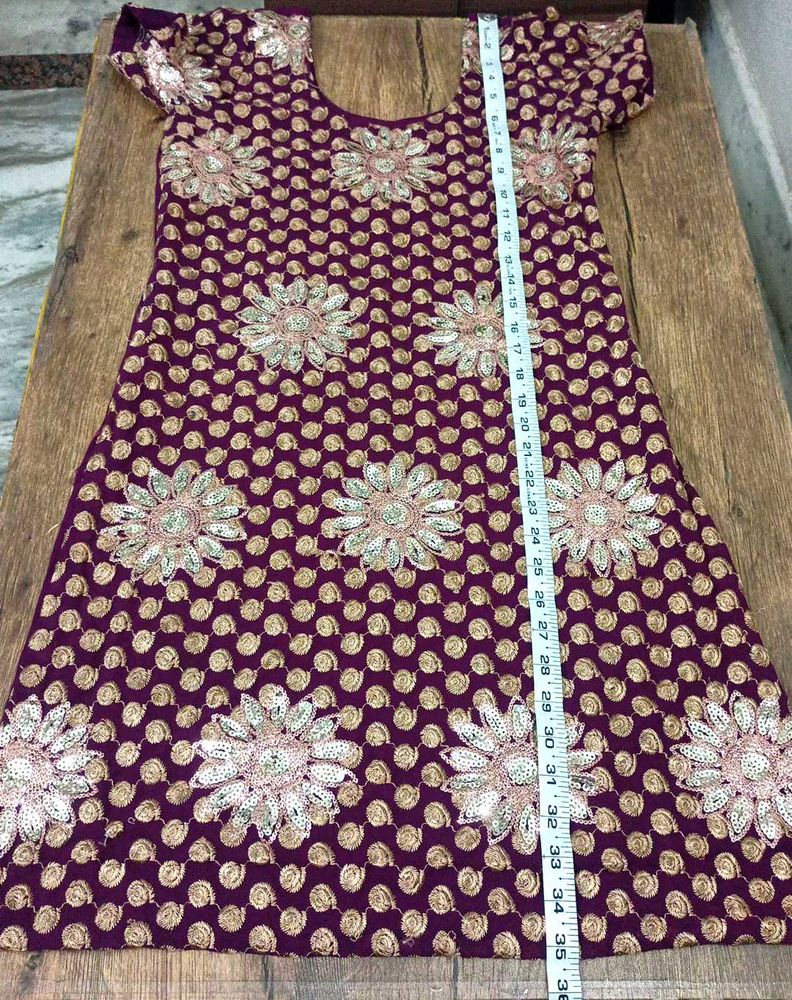 Elegant Embroidered Kurta Set