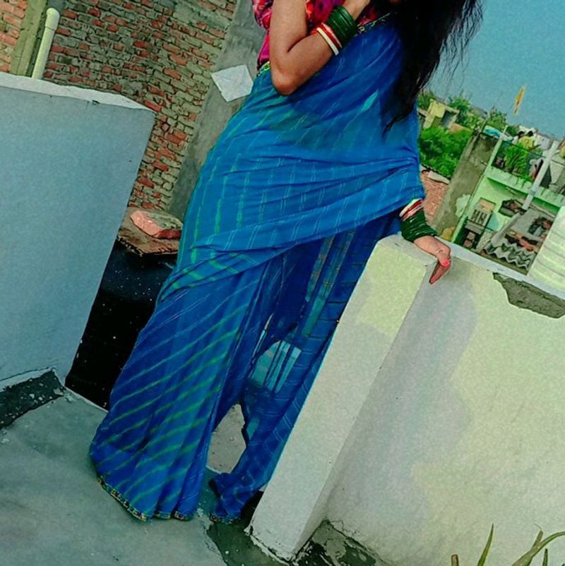 Fancy  Looking  Smooth Sex Saree