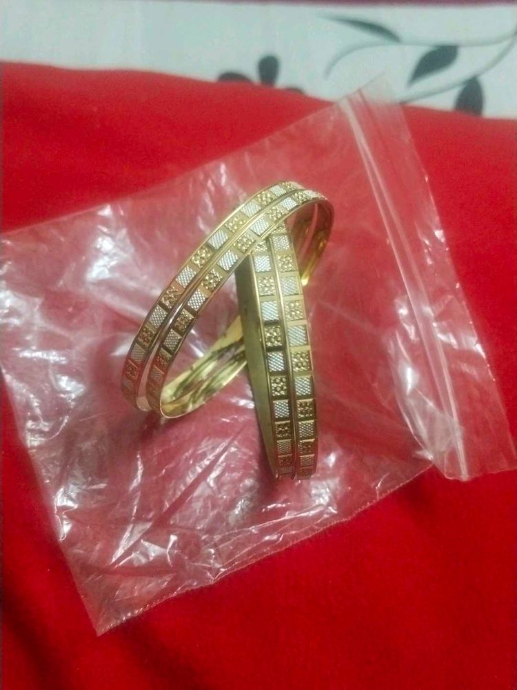 Beutiful Bangles 4 Pc