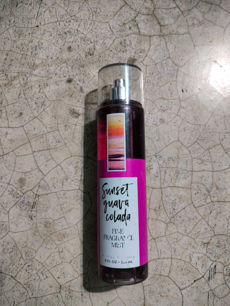 Bath and Body Works Sunset Guava Colada Mist