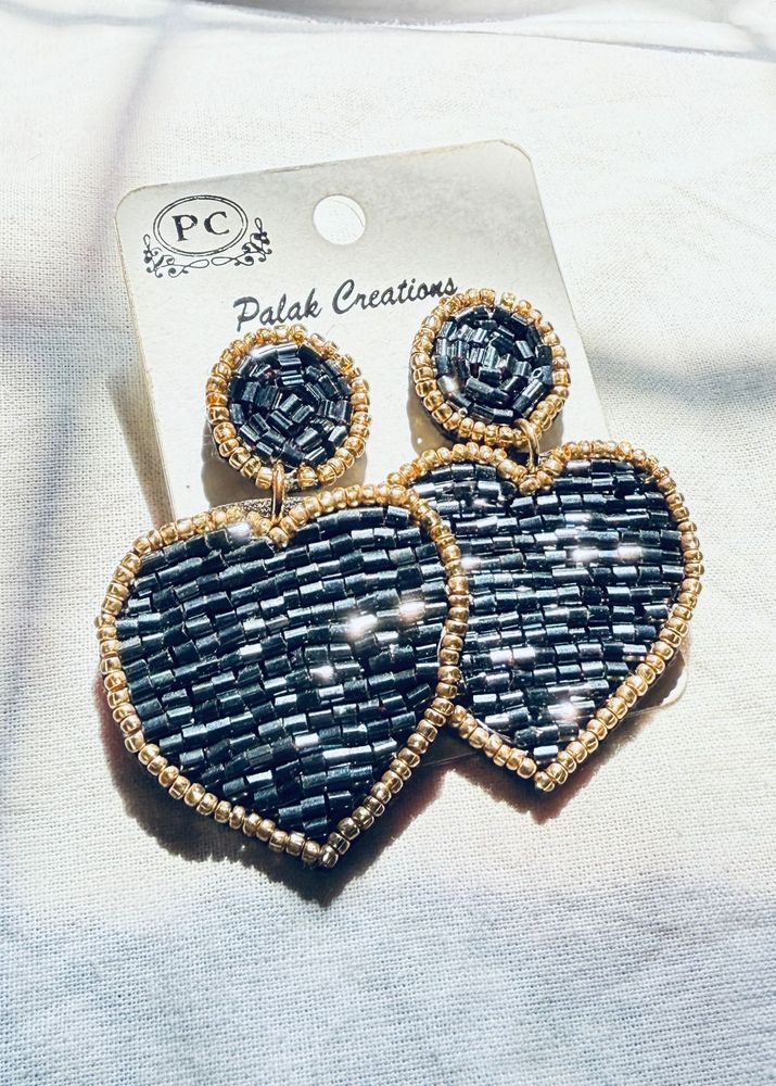 Black Shiny Heart🖤 Earrings