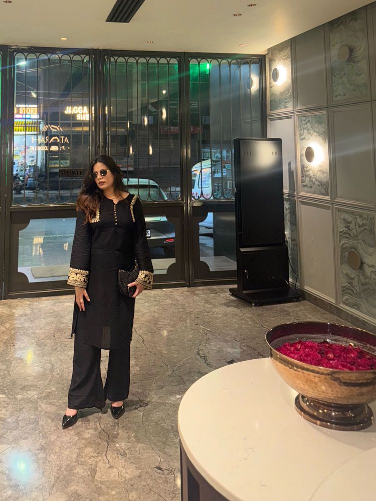 Pakistani Suit
