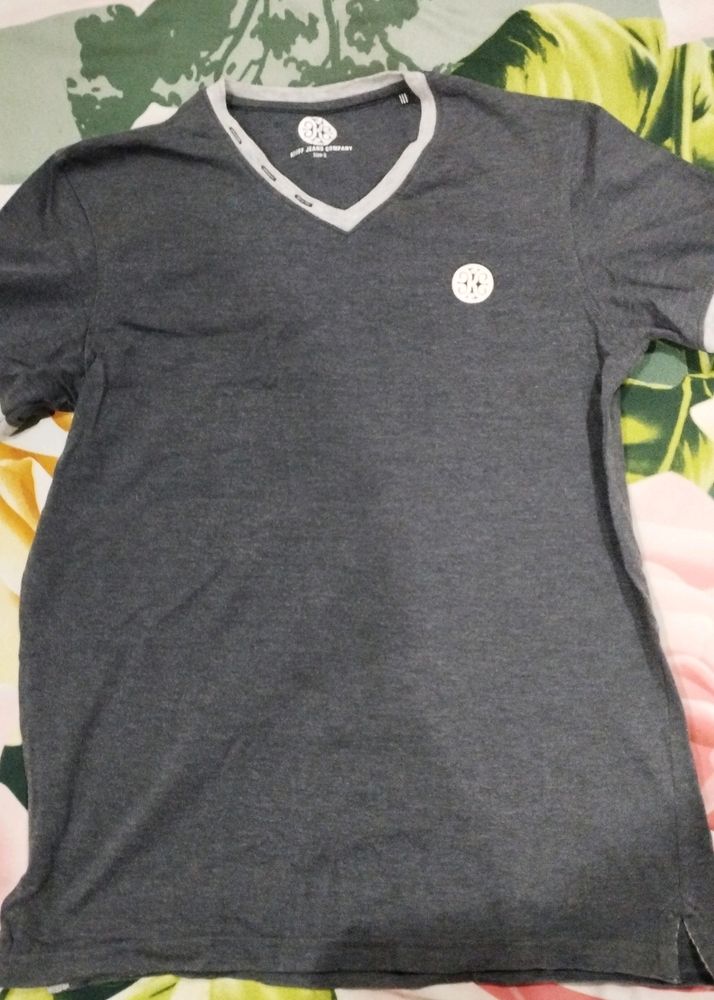 Kruff Grey T-shirt For Girls