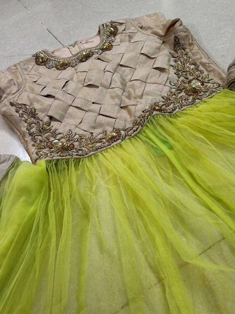 Ethenic Gown For Ladies..