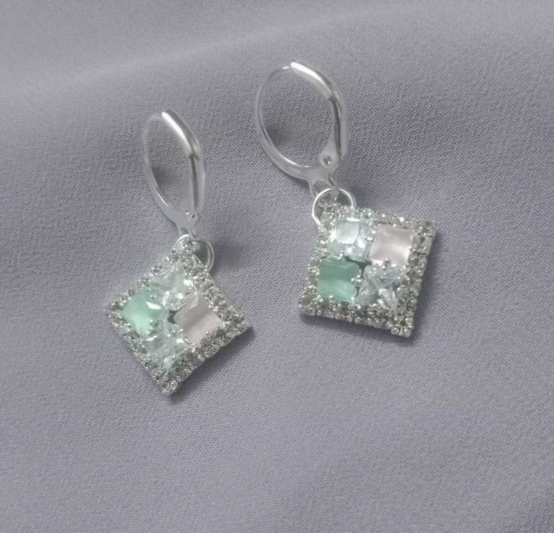Pearl Drop Earrings