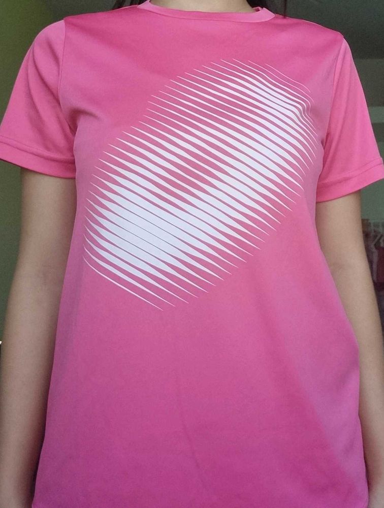 SALE🚨 Pink Graphic T-Shirt