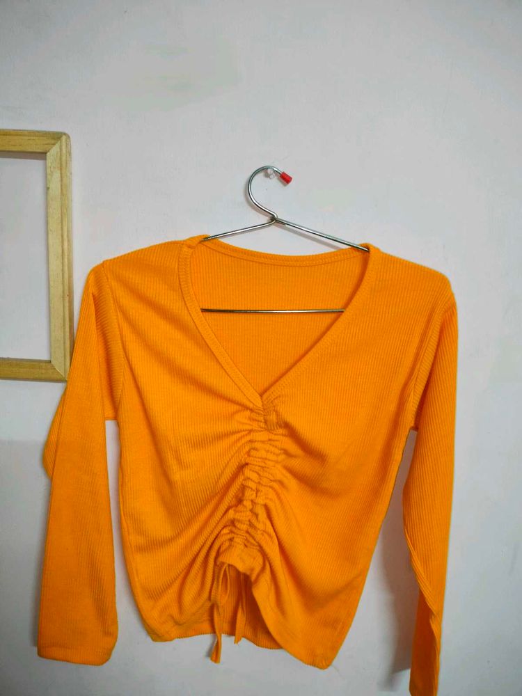 srunched pull up top