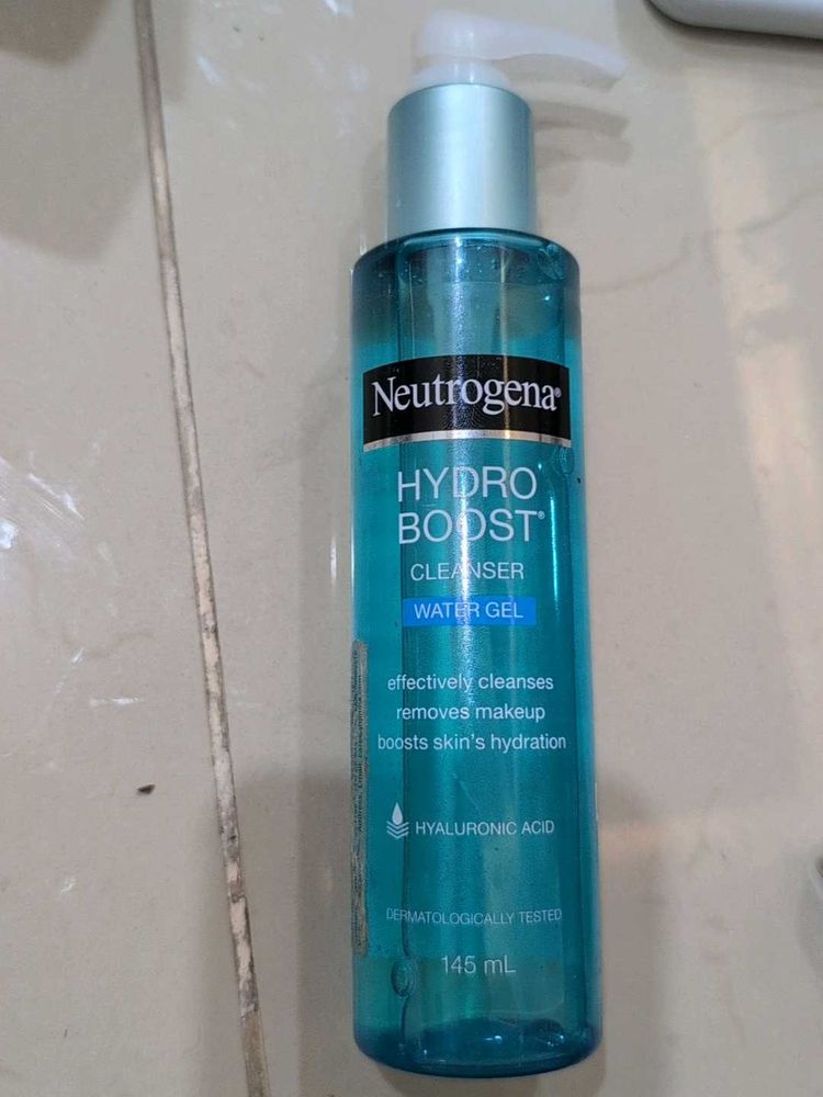 Neutrogena Hydro Boost Cleanser