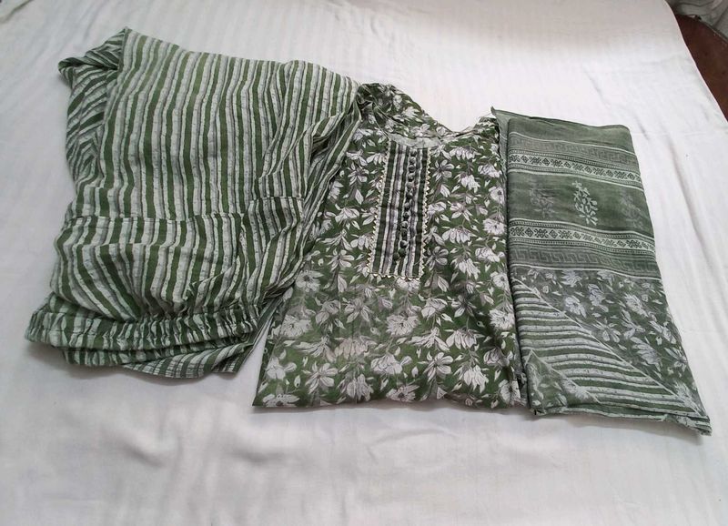 Kurti Set