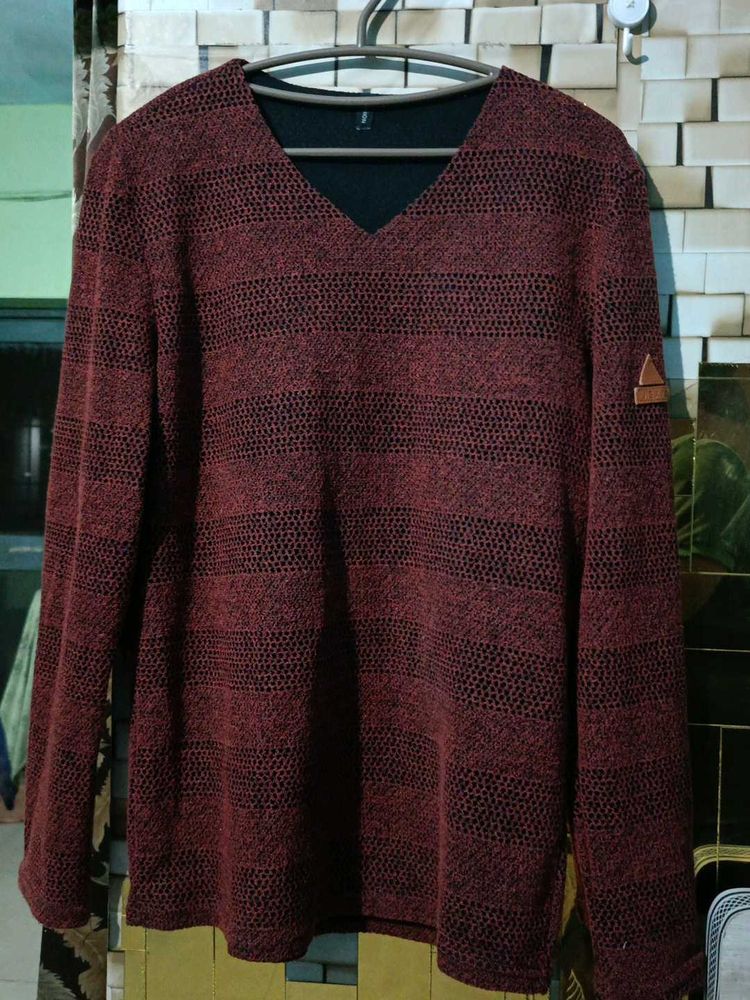 Maroon V-Neck Long Sleeve