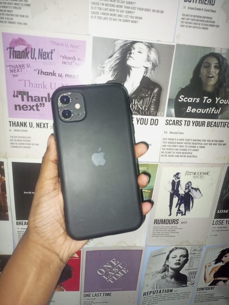 Used Apple iPhone 11
