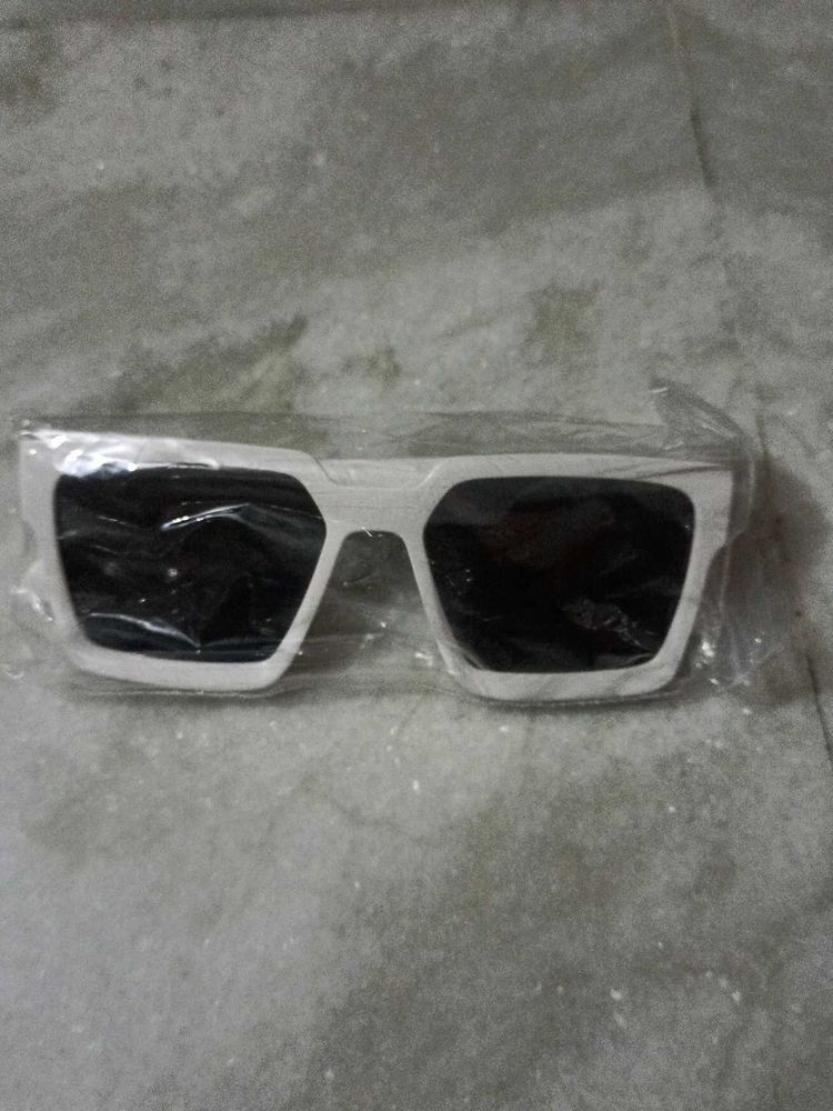 Unisexual Professional Quality Sunglass