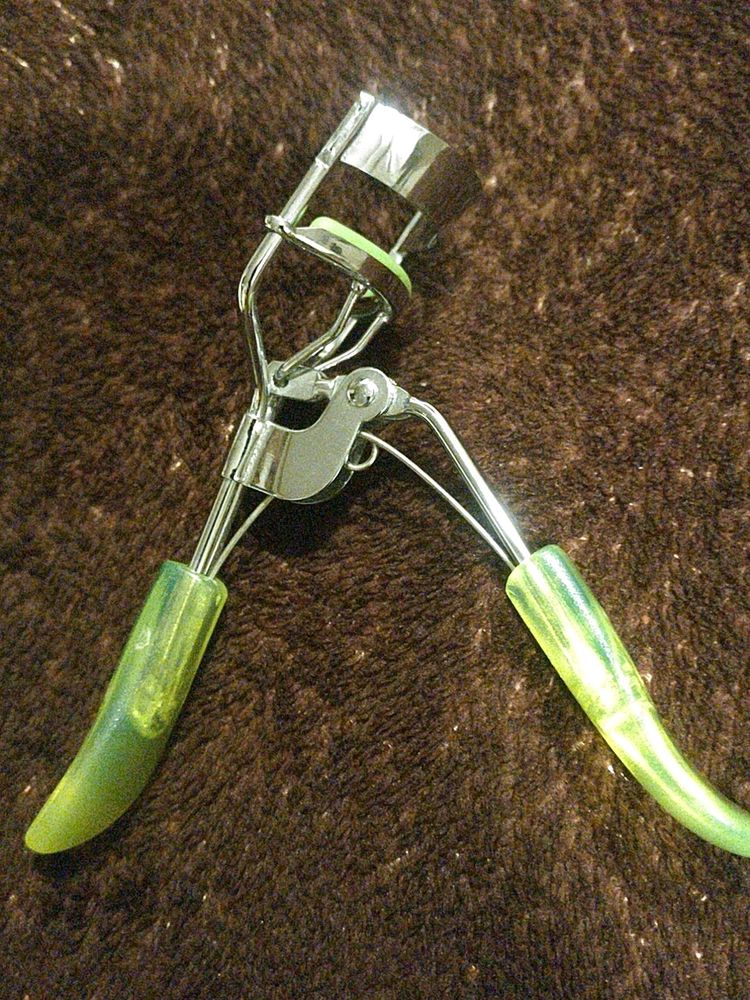 Unused Eyelash Curler
