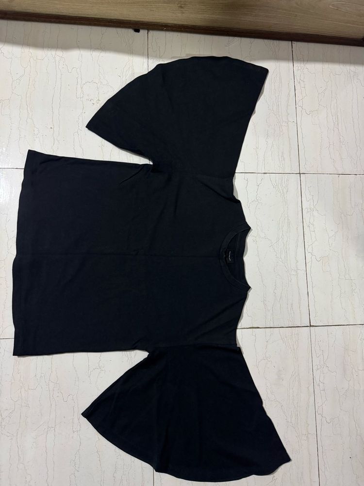 Bell Sleeve Black Top