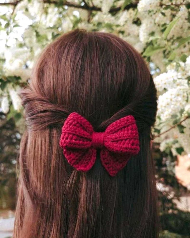 Red Crochet Bow Hair Clip