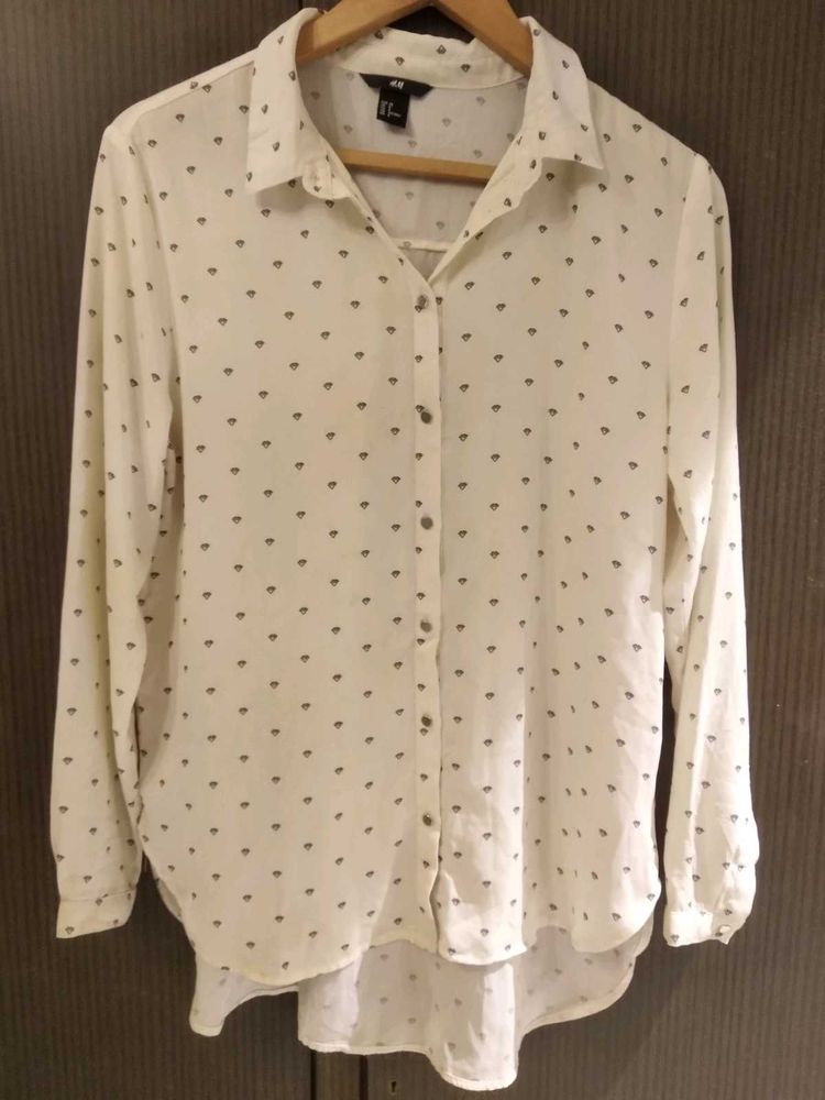 H&amp;M Patterned Button-Down Shirt