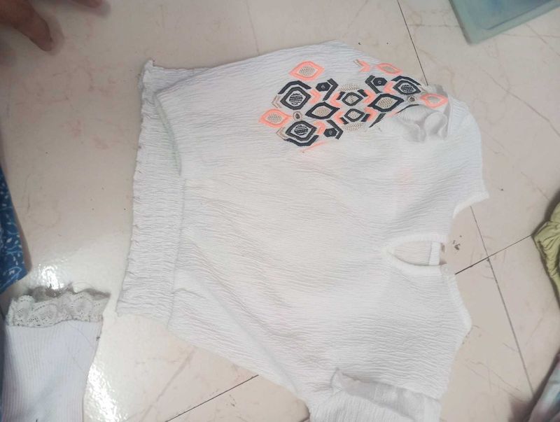 Cute Top And Freebie