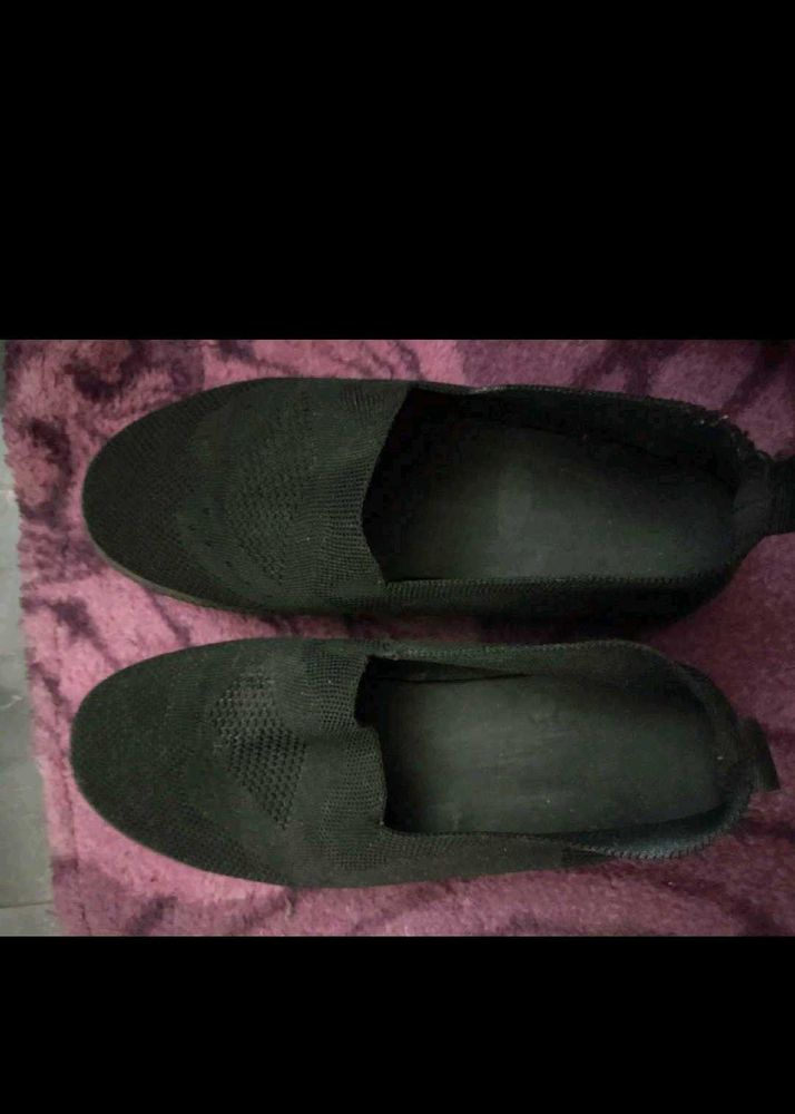 Comfortable Black Casual Shoes