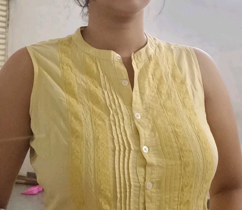Vintage Yellow Sleeveless Kurti✨