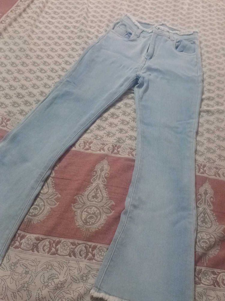 Light Wash Flared Jeans