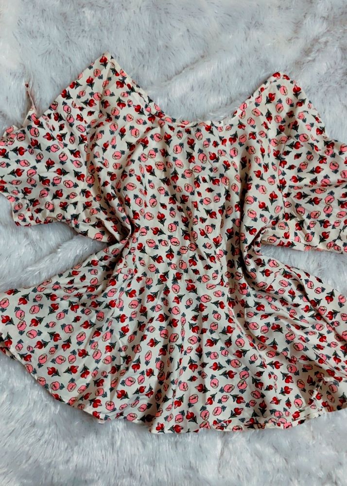 Floral Print top❤️✨