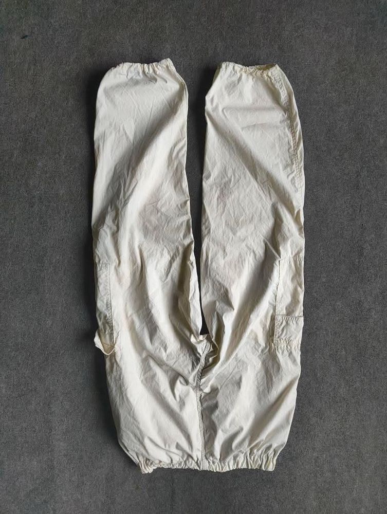 parachute trousers