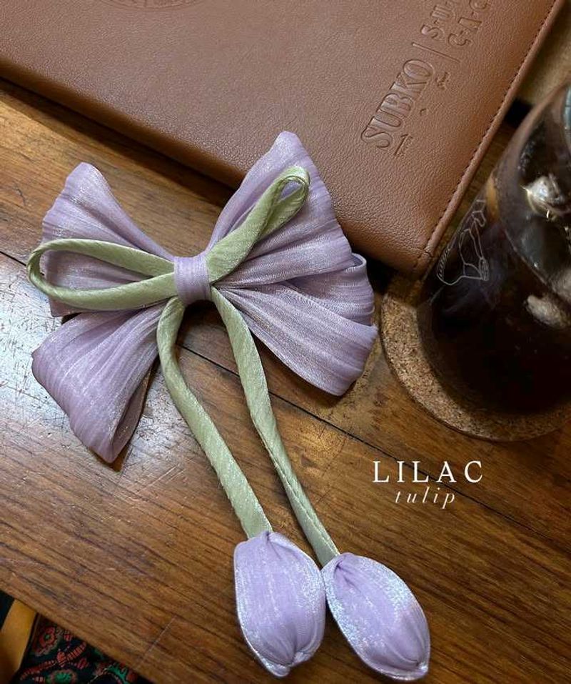 Tulip Bow Clip