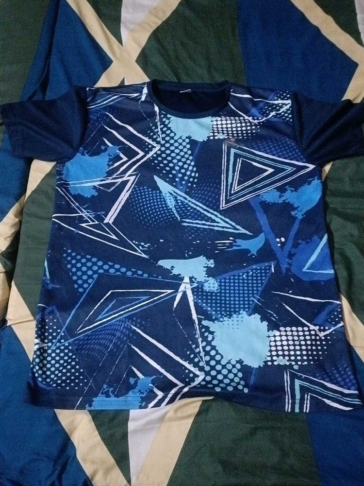 Stylish Blue Patterned T-Shirt