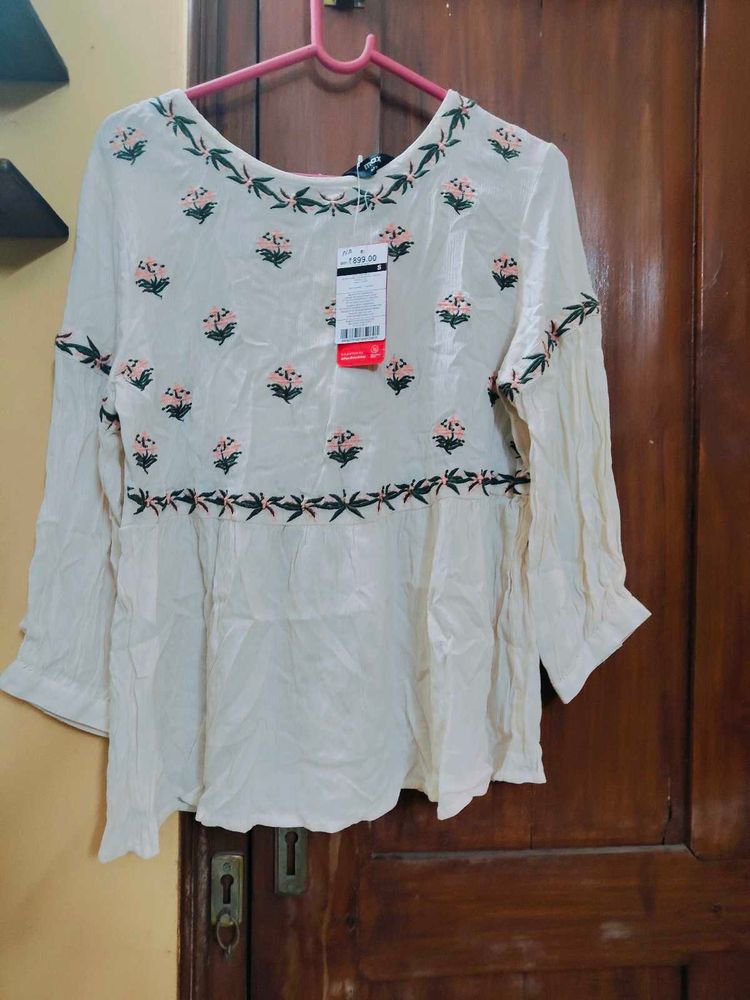 MAX Floral Tunic New With Tag