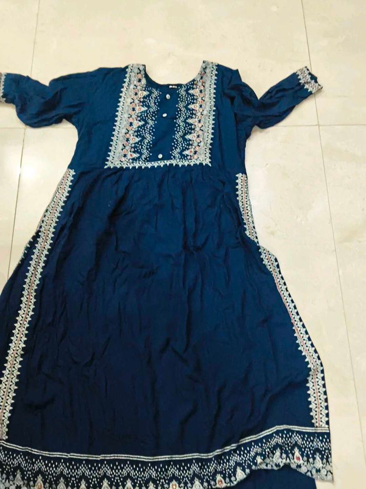 Naira Cut Kurti