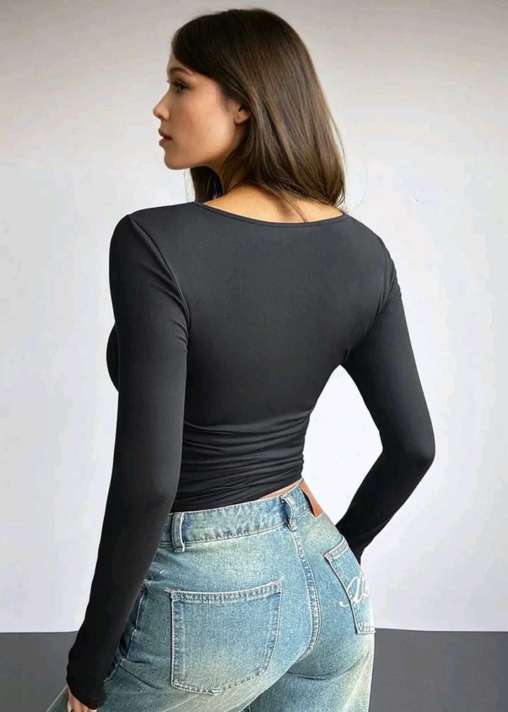 Black Long Sleeve Crop Top