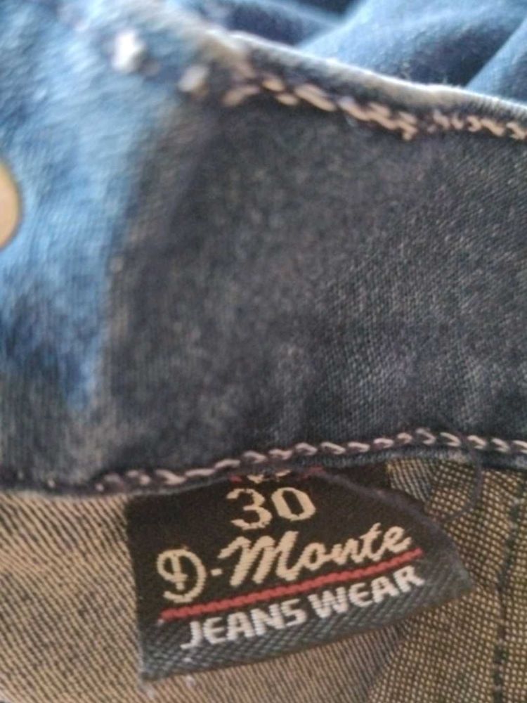Kisi Ko Chahiye Yeh Jeans