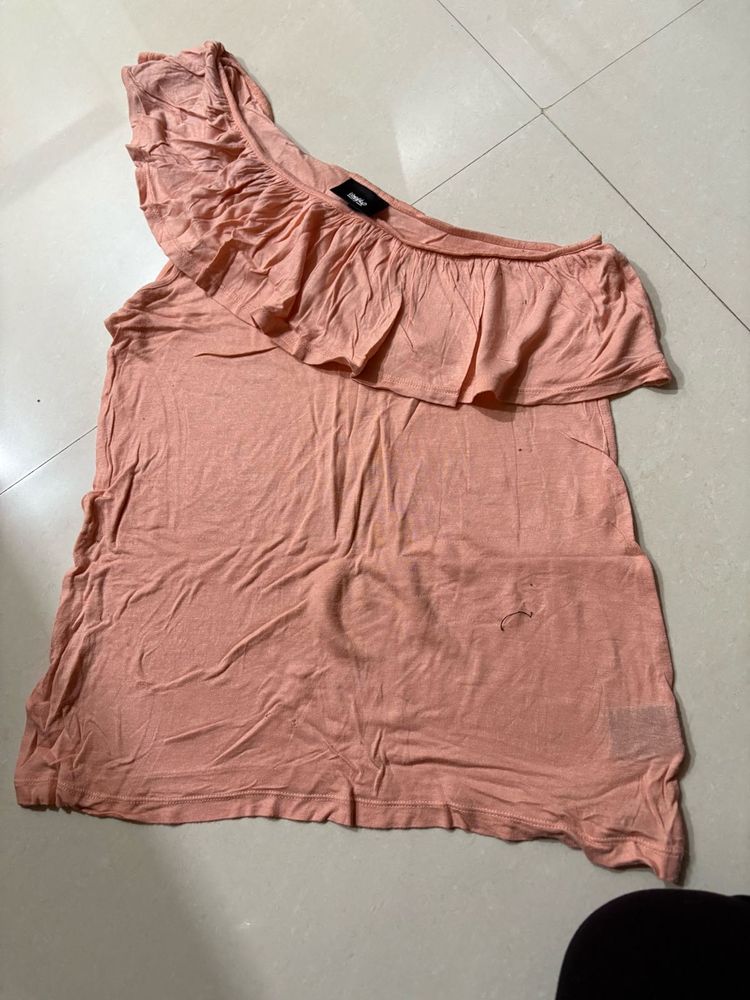 one shoulder top