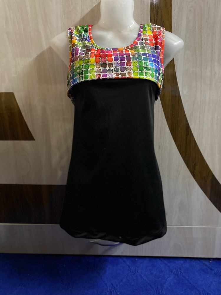 Black Short Dress With Multicolor Pochou
